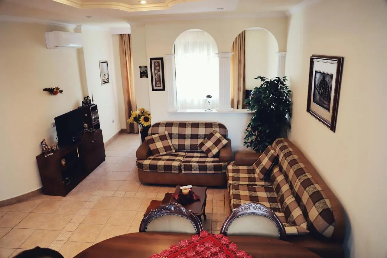 Tirana Taiwan Center Apartment 0*,  Albania